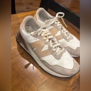 New Balance Shoes 237